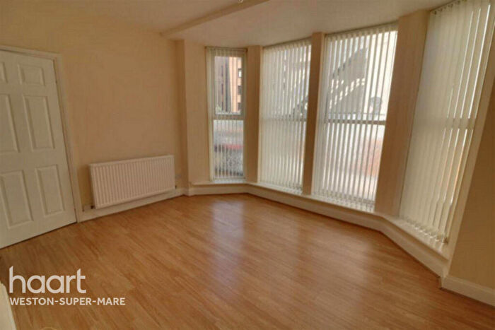 1 Bedroom Flat To Rent In Upper Church Road, Weston-super-mare, BS23