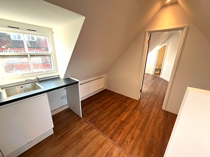 1 Bedroom Flat To Rent In Highbridge Street, Waltham Abbey, EN9