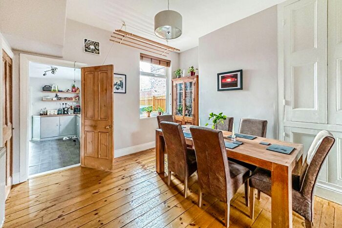 3 Bedroom Terraced House For Sale In Ella Street, Hull, HU5
