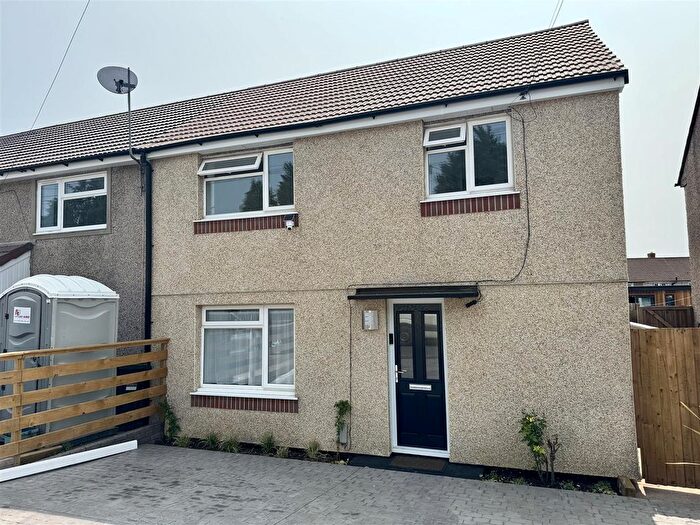 3 Bedroom End Of Terrace House For Sale In Queens Road, Bulwark, Chepstow, NP16