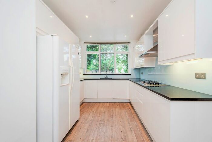 5 Bedroom Flat To Rent In Loudoun Road, London, NW8
