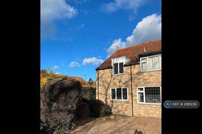 2 Bedroom End Of Terrace House To Rent In Bridge Garth, South Milford, Leeds, LS25