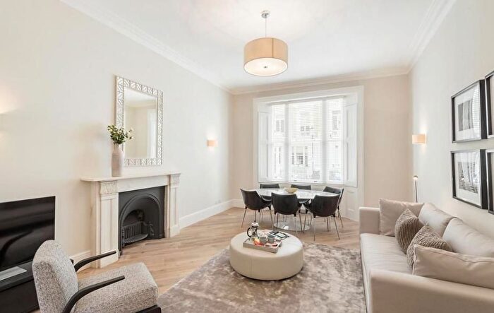 1 Bedroom Flat To Rent In Clarges Street, Mayfair, London, W1J