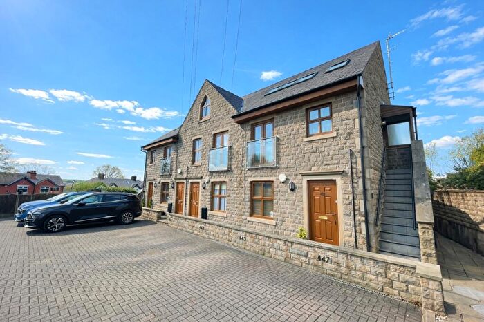 2 Bedroom Apartment For Sale In Bolton Road West, Ramsbottom, Bury, Greater Manchester, BL0