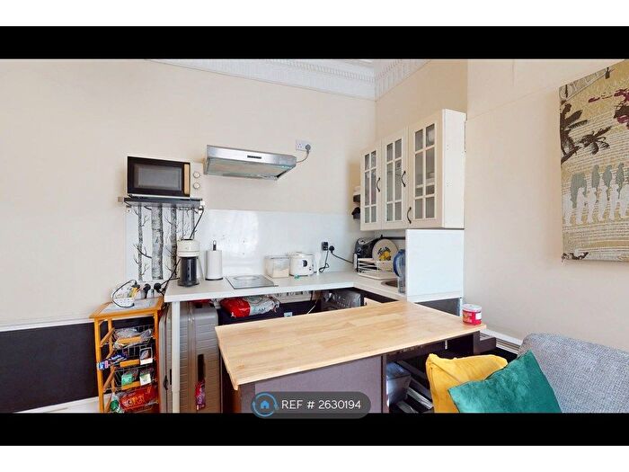 1 Bedroom Flat To Rent In Craven Street, London, WC2N