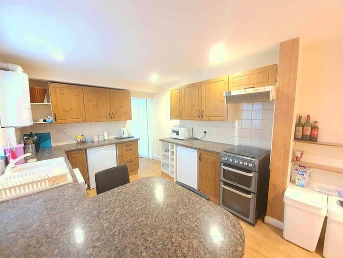 4 Bedroom Terraced House To Rent In Claylands Road, London, SW8