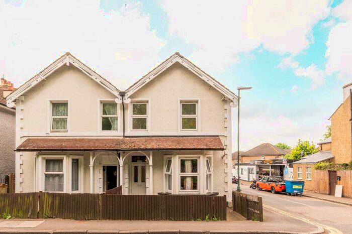 2 Bedroom Flat To Rent In London Road, Hackbridge, Wallington, SM6