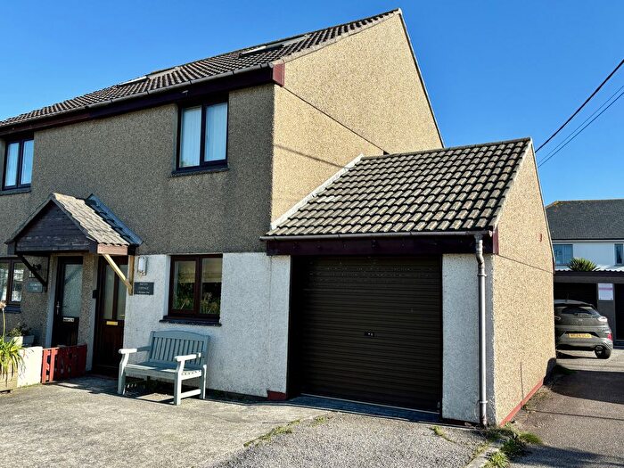 3 Bedroom Semi-Detached House For Sale In Old Smithy Close, Marazion, TR17