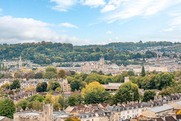 3 Bedroom Maisonette For Sale In Chilton Road, Bath, BA1