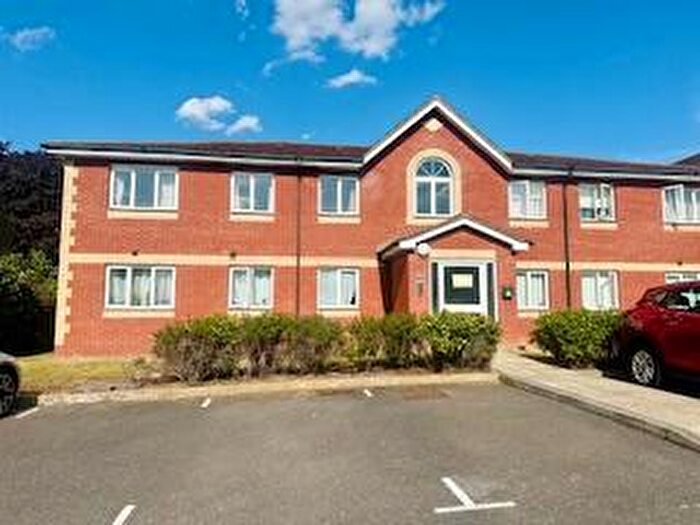 2 Bedroom Apartment To Rent In Peterhouse Close, Peterborough, Cambridgeshire, PE3