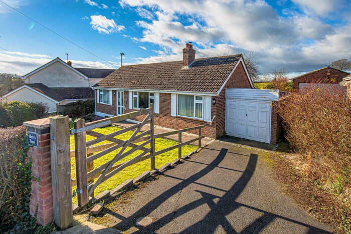 3 Bedroom Detached Bungalow For Sale In Penns Lodge, Brinkworth, SN15