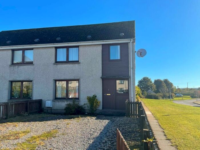 3 Bedroom Semi-Detached House For Sale In Kirkside, Alness, IV17