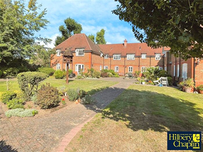 1 Bedroom Apartment For Sale In Main Road, Romford, RM2