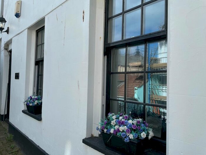 2 Bedroom Detached House To Rent In Fore Street, Ilfracombe, EX34