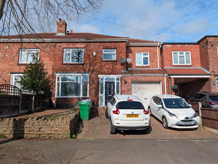 5 Bedroom House Of Multiple Occupation For Sale In Bedale Road, Nottingham, Nottinghamshire, NG5