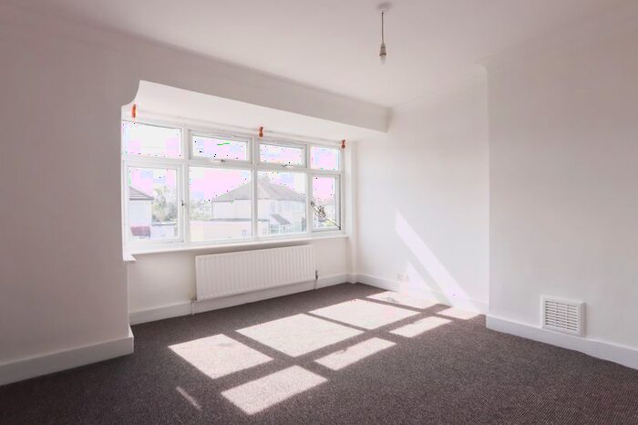 3 Bedroom Terraced House To Rent In Lynhurst Road, Uxbridge, UB10
