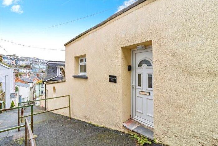 2 Bedroom Flat To Rent In St. Peters Hill, Brixham, TQ5