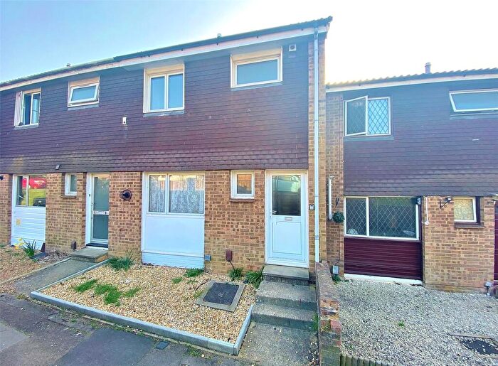 4 Bedroom Terraced House To Rent In Park Barn Drive, Guildford, Surrey, GU2