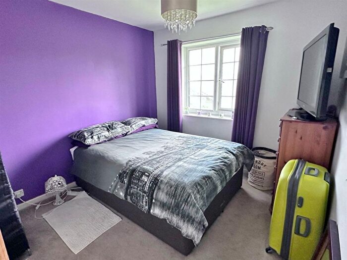 3 Bedroom Terraced House For Sale In Laburnum Walk, Eastbourne, BN22