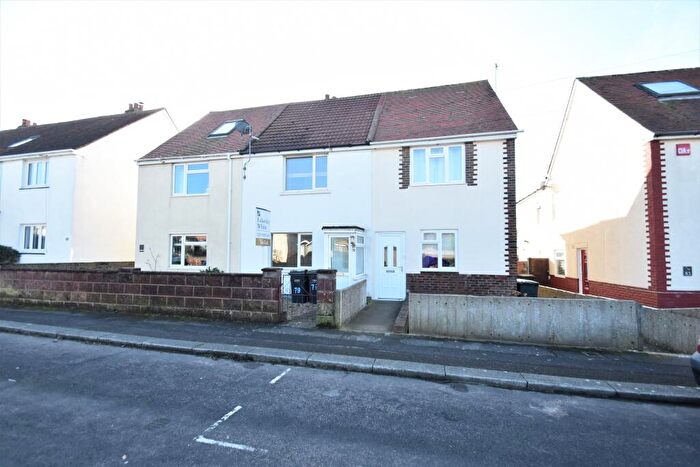 3 Bedroom Terraced House To Rent In Seymour Road, Lee-on-the-Solent, Hampshire, PO13