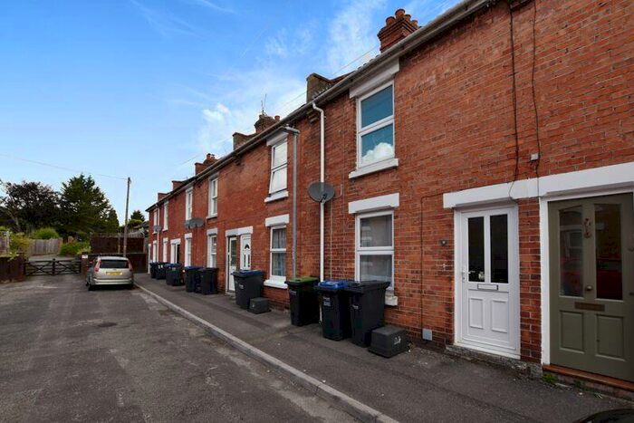 2 Bedroom Terraced House To Rent In Orchard Road, Salisbury, SP2