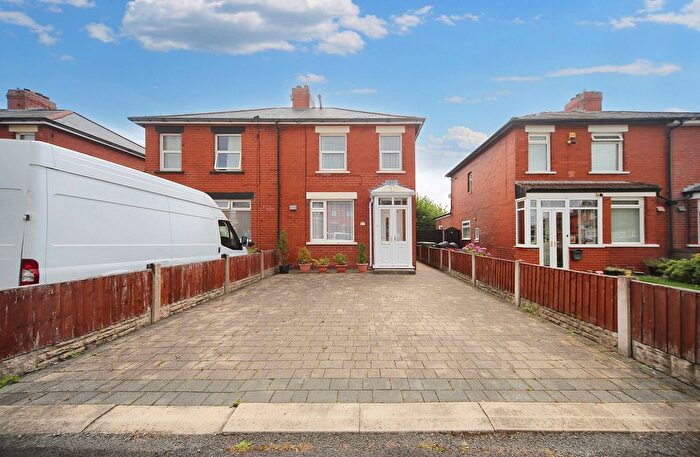 2 Bedroom Semi-Detached House For Sale In Brocstedes Avenue, Ashton-In-Makerfield, WN4