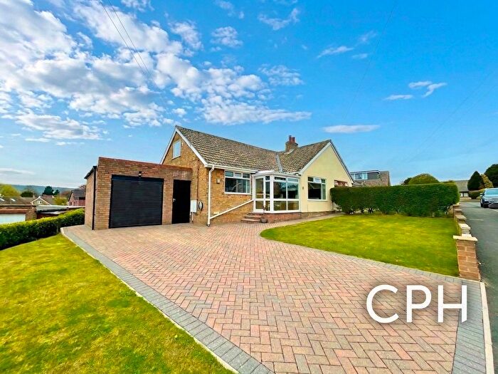 2 Bedroom Semi-Detached Bungalow For Sale In Ridge Green, Scalby, YO13