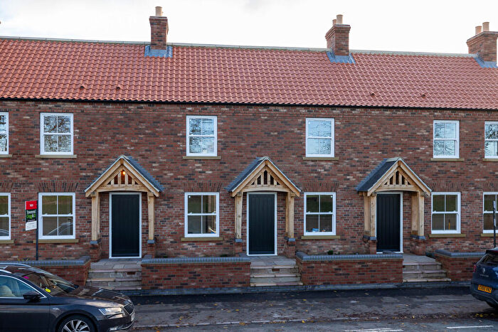3 Bedroom Cottage For Sale In High Street, Airmyn, DN14