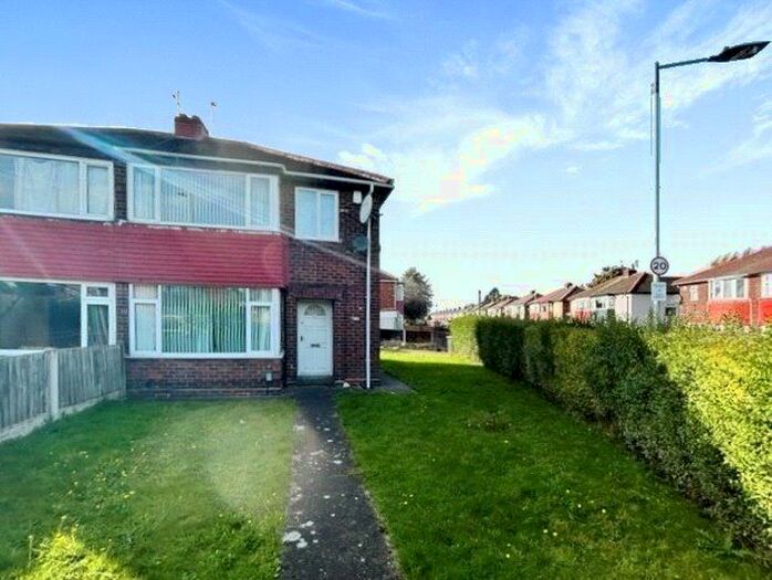3 Bedroom Semi-Detached House To Rent In Harrowden Road, Doncaster, South Yorkshire, DN2