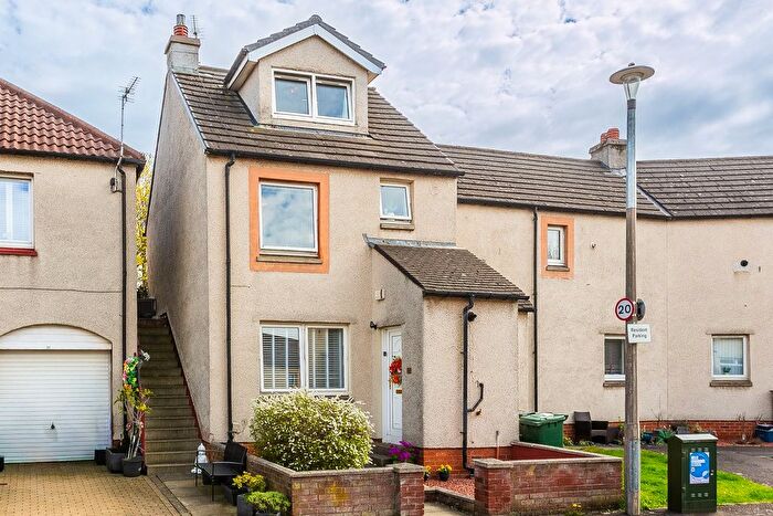 3 Bedroom Terraced House For Sale In South Gyle Wynd, South Gyle, Edinburgh, EH12