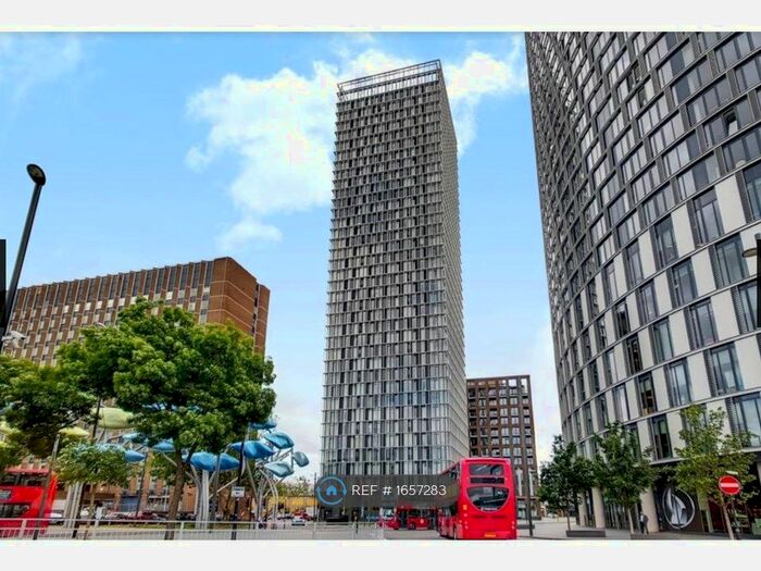 2 Bedroom Flat To Rent In Stratosphere Tower, London, E15