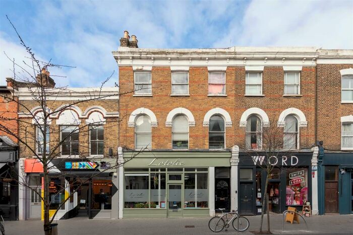 1 Bedroom Flat To Rent In Orford Road, Walthamstow, E17