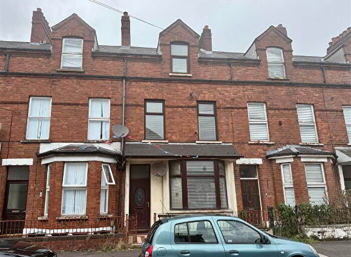 4 Bedroom TownHouse For Sale In Castlereagh Place, Belfast, BT5