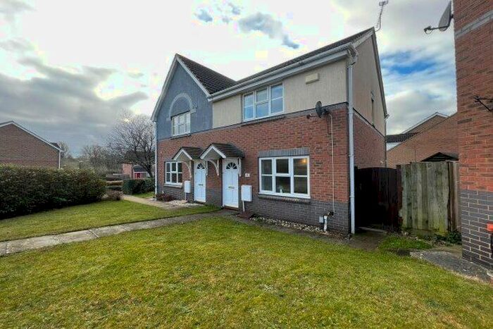 3 Bedroom Property To Rent In Milland Close, Swindon SN25