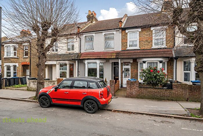 3 Bedroom Terraced House For Sale In Davidson Road, Croydon, CR0