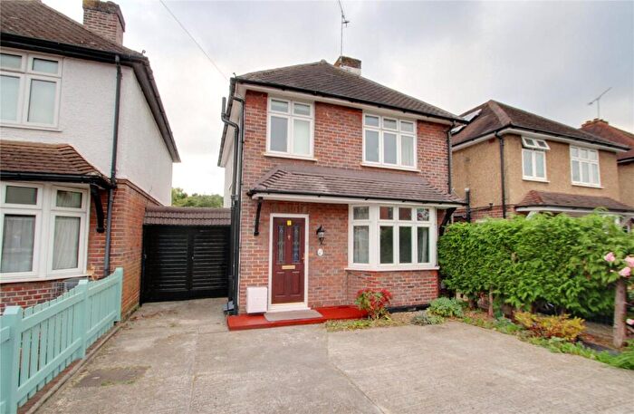 3 Bedroom Detached House To Rent In Horsell, Surrey, GU21