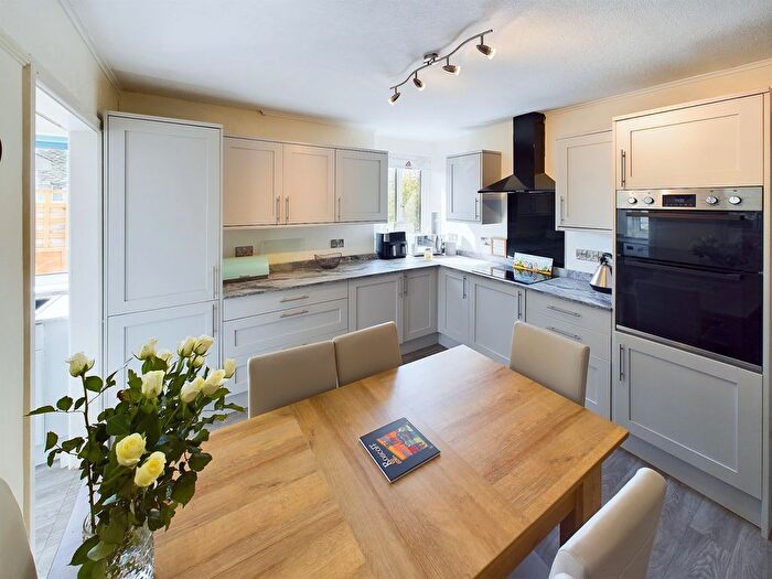 3 Bedroom End Of Terrace House For Sale In Florence Place, Newlyn, TR18