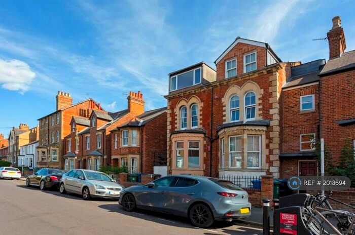 2 Bedroom Maisonette To Rent In James Street, Oxford, OX4