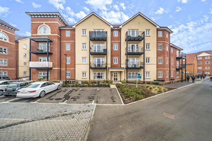 1 Bedroom Apartment To Rent In Hersham, Walton, Surrey, KT12