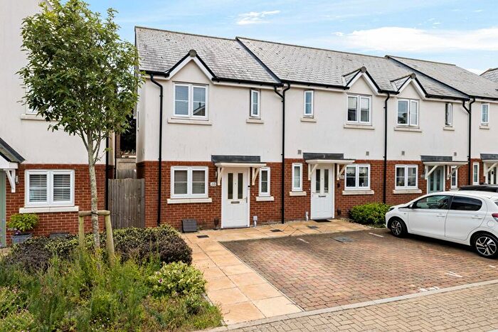 2 Bedroom End Of Terrace House For Sale In Westbrook Drive, Folkestone, CT20