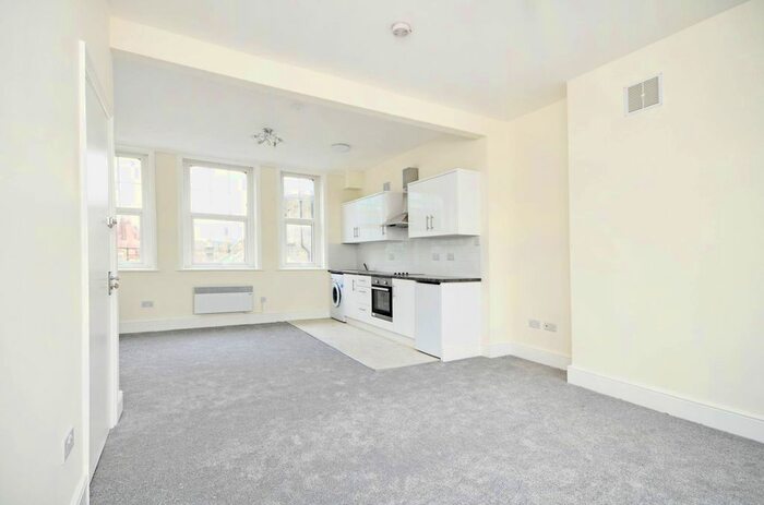 Studio To Rent In Allitsen Road, St John's Wood, London, NW8