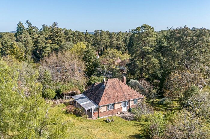 2 Bedroom Bungalow For Sale In Rushmoor, Farnham, Surrey, GU10