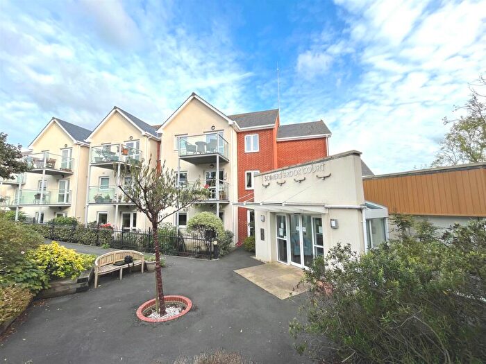1 Bedroom Apartment For Sale In Foxes Road, Newport, PO30