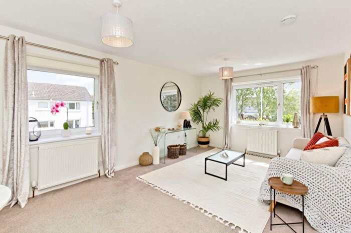 2 Bedroom Flat For Sale In Moubray Grove, South Queensferry, Edinburgh, EH30