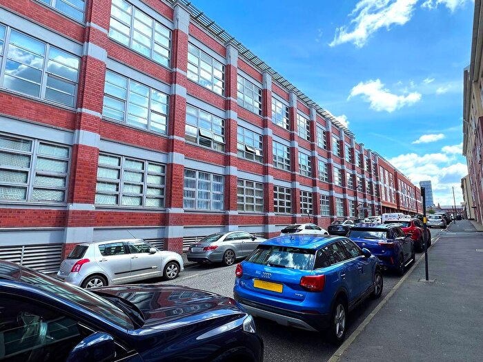 2 Bedroom Apartment For Sale In New Hampton Lofts, Birmingham, B18