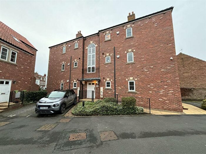 2 Bedroom Apartment To Rent In Apartment, St Helens Mews, Howden, DN14