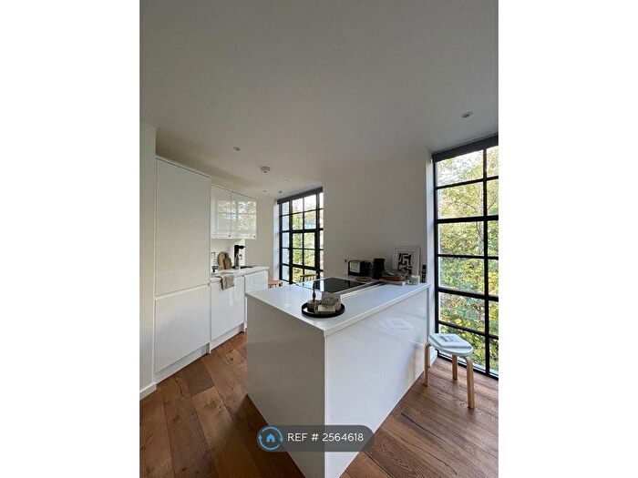 1 Bedroom Flat To Rent In The Tannery, Godalming, GU7