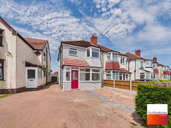 3 Bedroom Semi Detached House For Sale In Perry Hill Road, Oldbury, B68