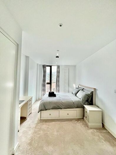 2 Bedroom Flat To Rent In Admiralty Avenue, London, E16