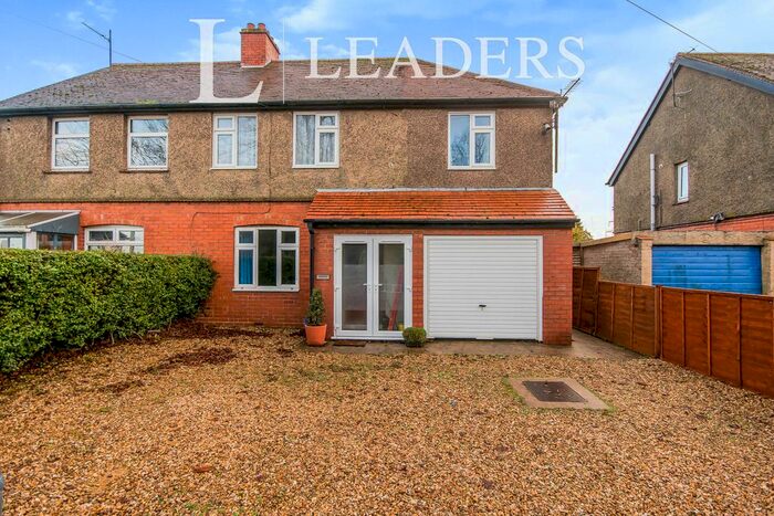 4 Bedroom Semi-Detached House To Rent In Spalding Road, Holbeach, Spalding, PE12